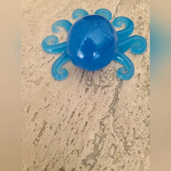 Blue Resin Octopus Figurine - Picture 5 of 7